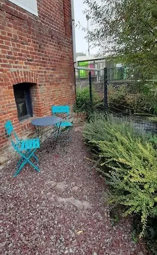 Location Meublee - En Centre-ville - La Maison En Brique